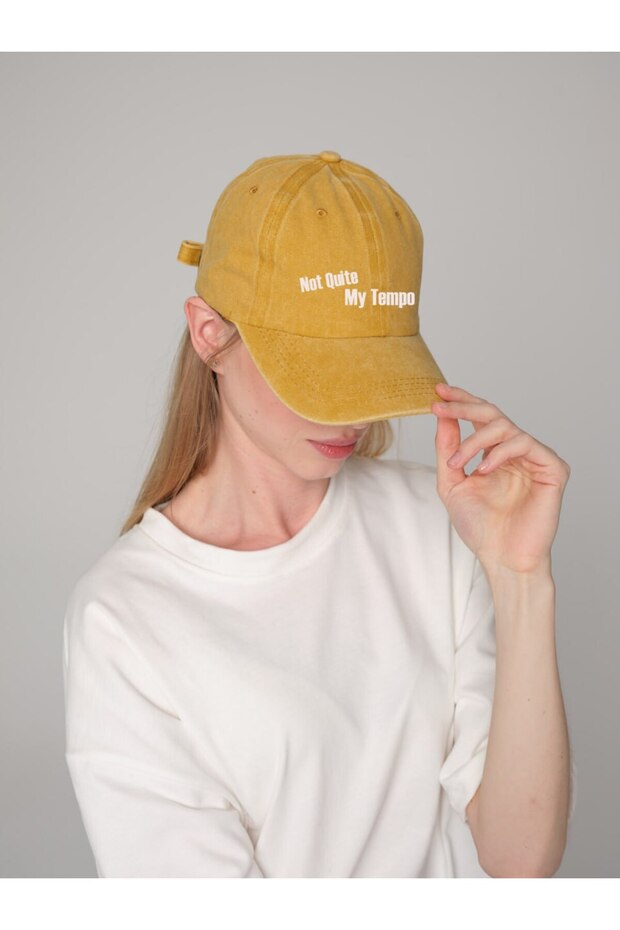قبعة بيسبول قابلة للغسل من Not Quiet My Tempo
