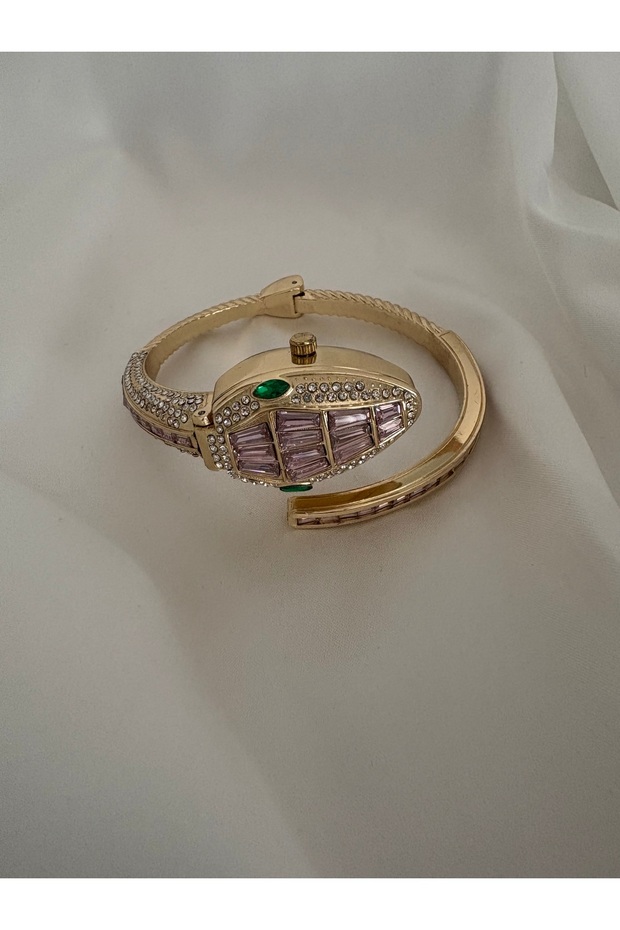 Yılın Model taşlı Saat - 3