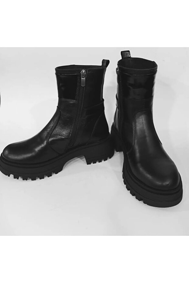 Orjinal deri kadın bot - 1