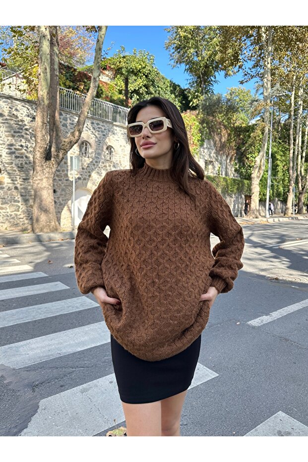 Crew Neck Textured Knit Tunic