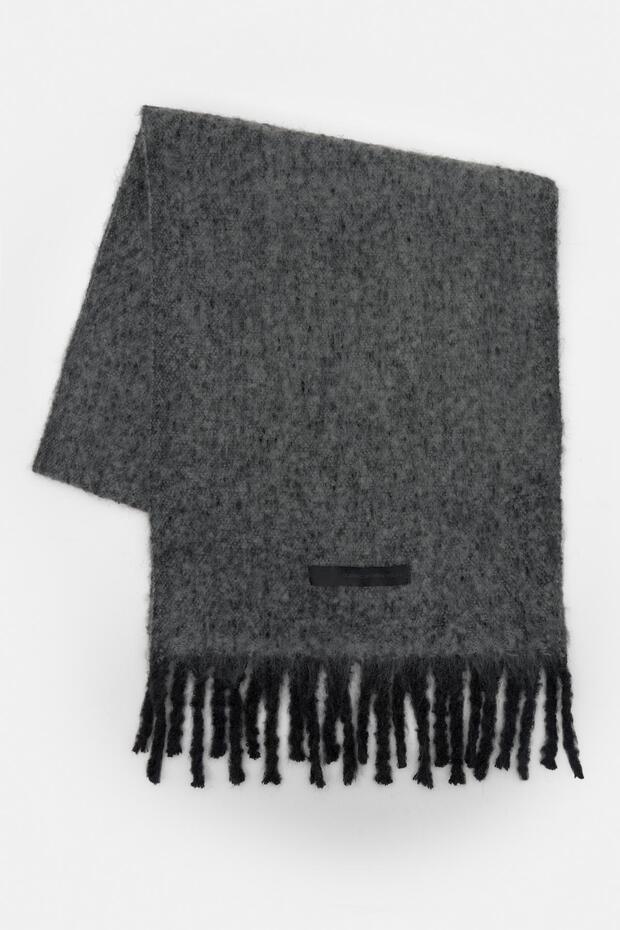 Çizgili püsküllü atkı - 2