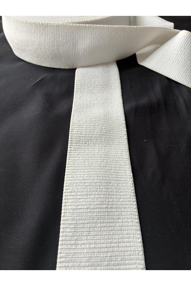 White Sequential Patterned Rubber Strip - 2