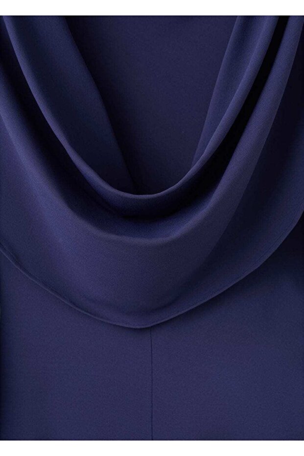 Sırtı açık drape elbise - 5