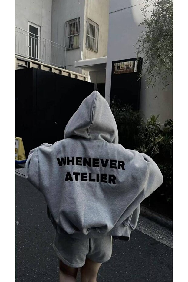 سويت شيرت للجنسين بغطاء رأس قصة فضفاضة Arka مطبوع 'WHENEVER ATELIER' 3 خيوط مزخرفة