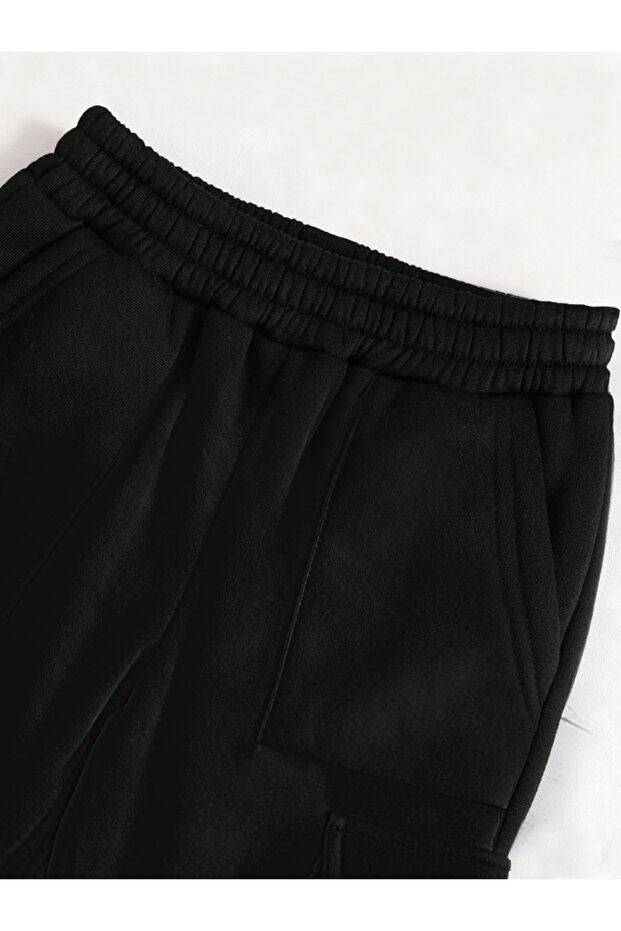 بنطال رياضي أسود سادة مع جيوب - 3