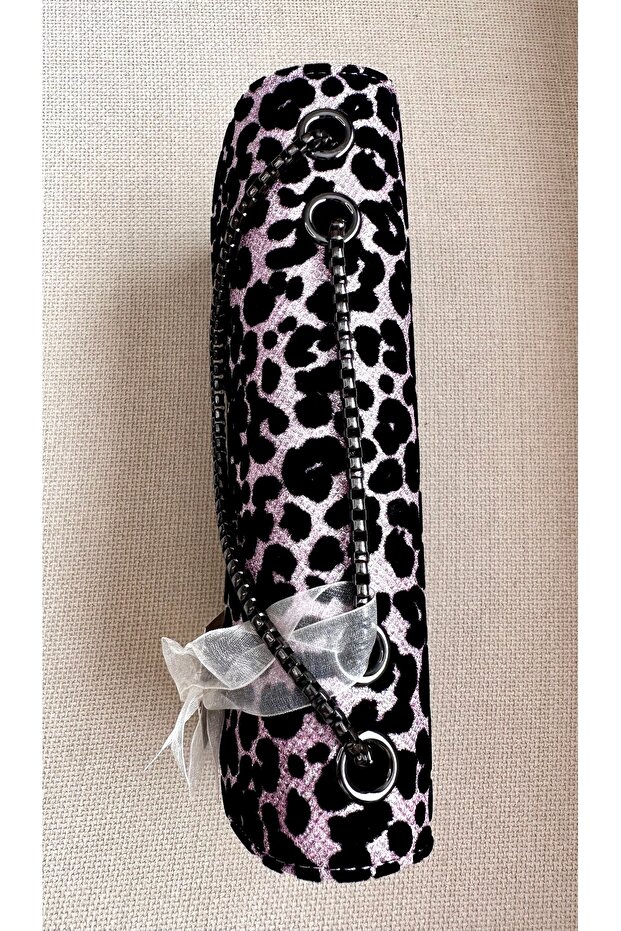 حقيبة الفهد باللونين الوردي والأسود - 2