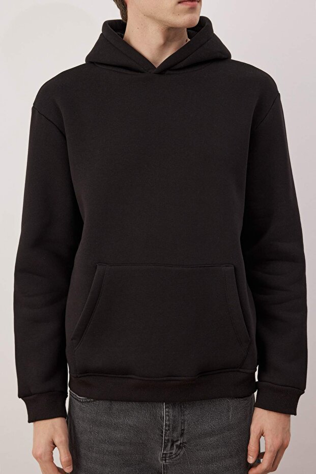 Siyah Regular / Normal Kesim Sırt Baskılı Örme Sweatshirt TMNAW20SW0163 - 3
