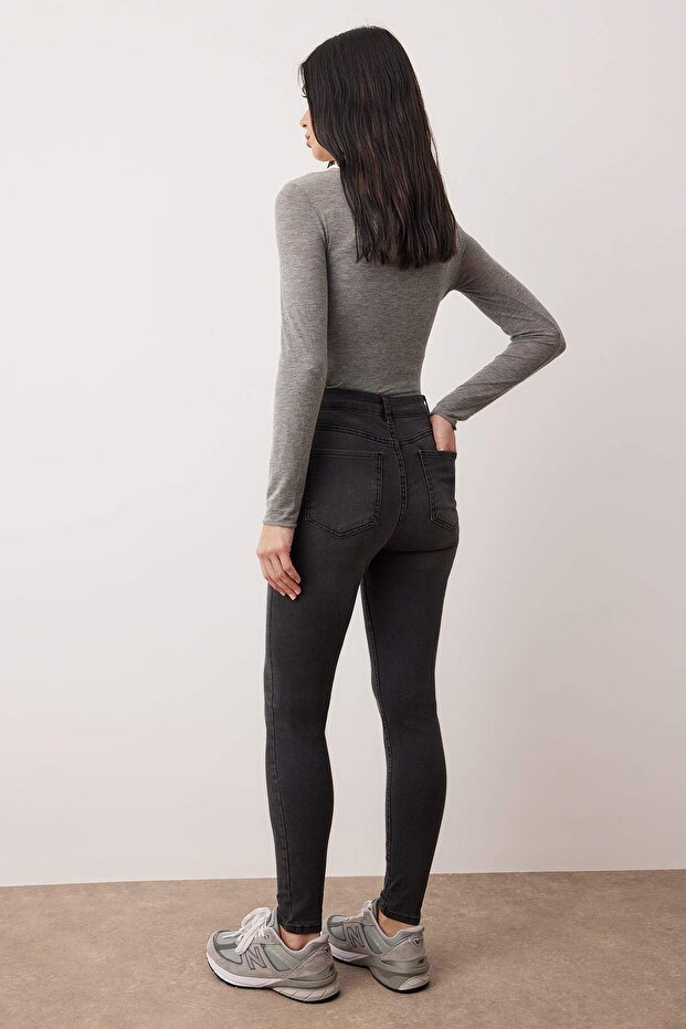 Antrasit Vücudu Saran Esnek Yüksek Bel Skinny Jeans TWOAW26JE00254 - 4