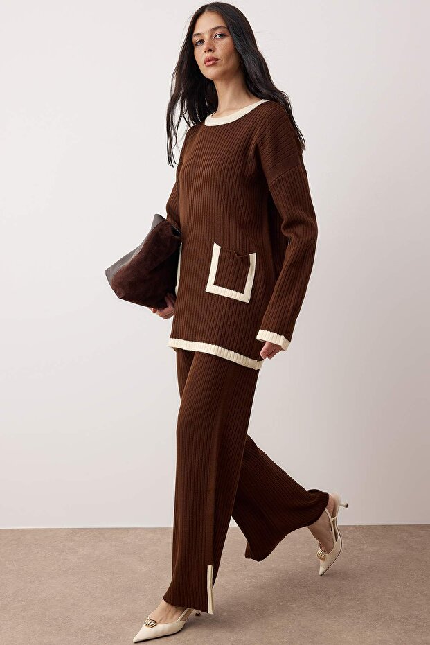 Kahverengi Ekru Şeritli Oversize Triko Alt - Üst Takım TCTAW26US00067
