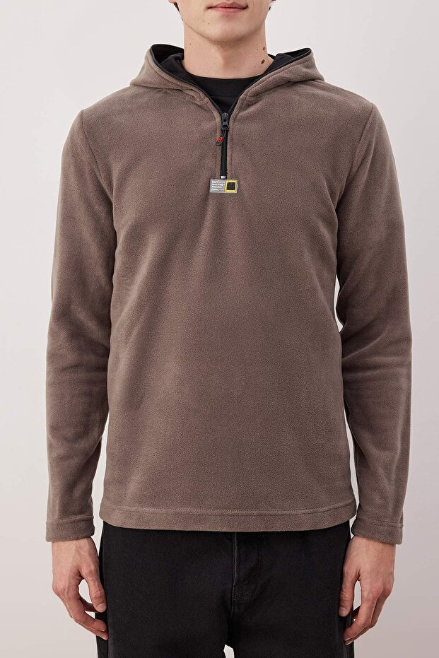 Koyu Bej Slim/Dar Kesim Polar Fermuarlı Kapüşonlu Sweatshirt TMNAW26SW00064 - 3