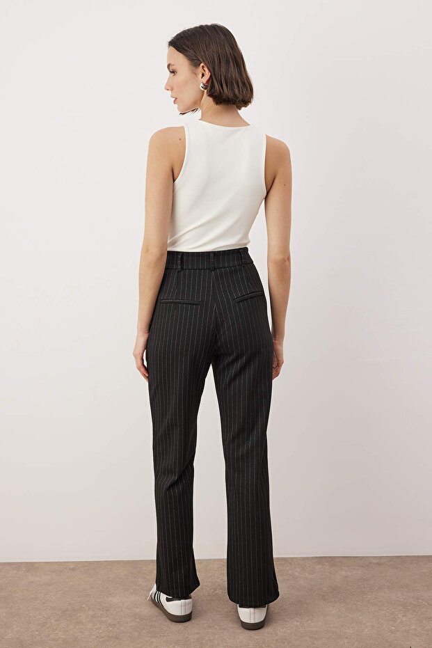 Siyah Çizgili Fitted Normal Bel Esnek Interlok Örme Pantolon TWOAW26PL00137 - 4