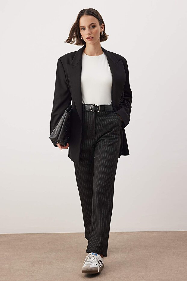 Siyah Çizgili Fitted Normal Bel Esnek Interlok Örme Pantolon TWOAW26PL00137 - 1