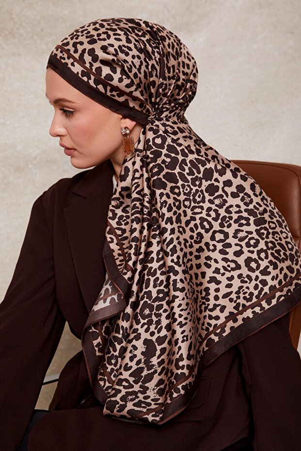 Dark Brown Leopard Pattern Twill Silk Scarf - 2