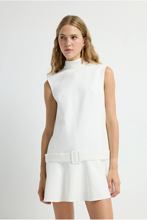 Kemerli Dik Yaka Elbise - 1