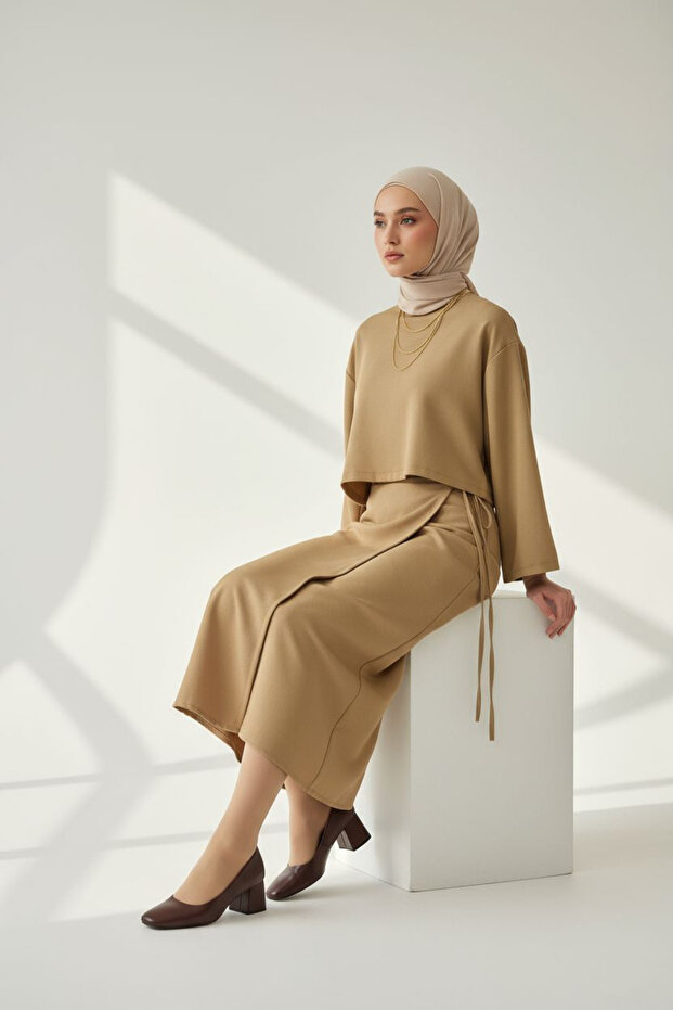 طقم نسائي مكون من كتان قطع: بلوزة وتنورة طويلة بخصر مطاطي، طقم صيفي محتشم - 5