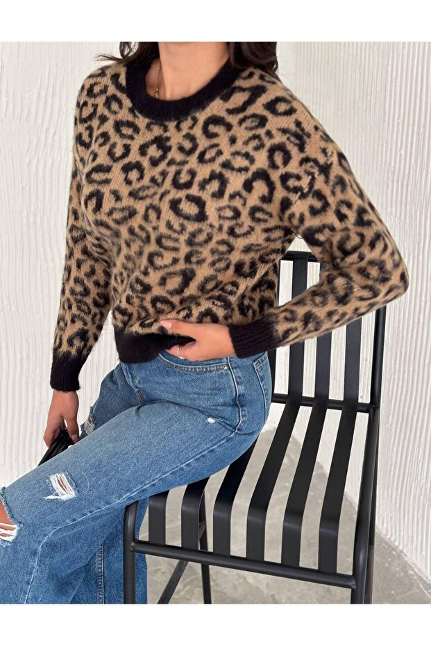Women's Cycling Neckle Leopard Patterned Beard Soft Knitting Sweater