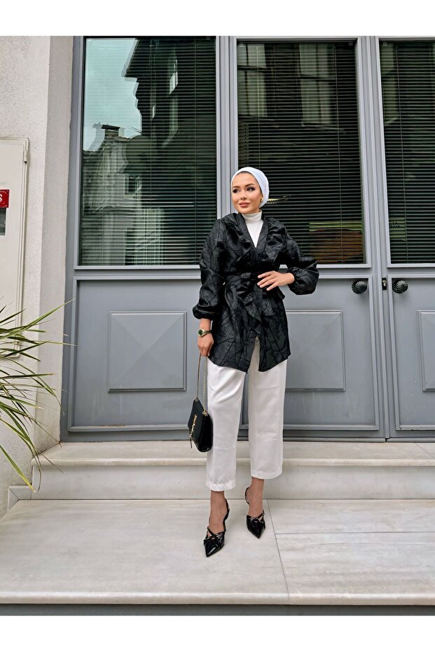 Women's Waist Tied Tonic Long Black Jacket