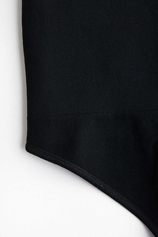 Stretchy & Sculpting Firm Shape Thong briefs