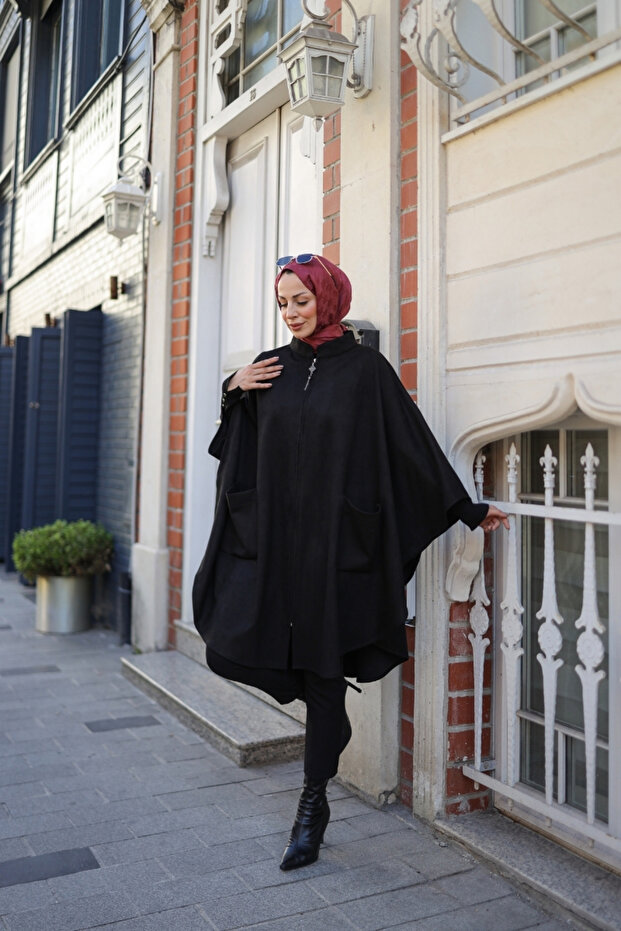 Suede Poncho & Black - 1