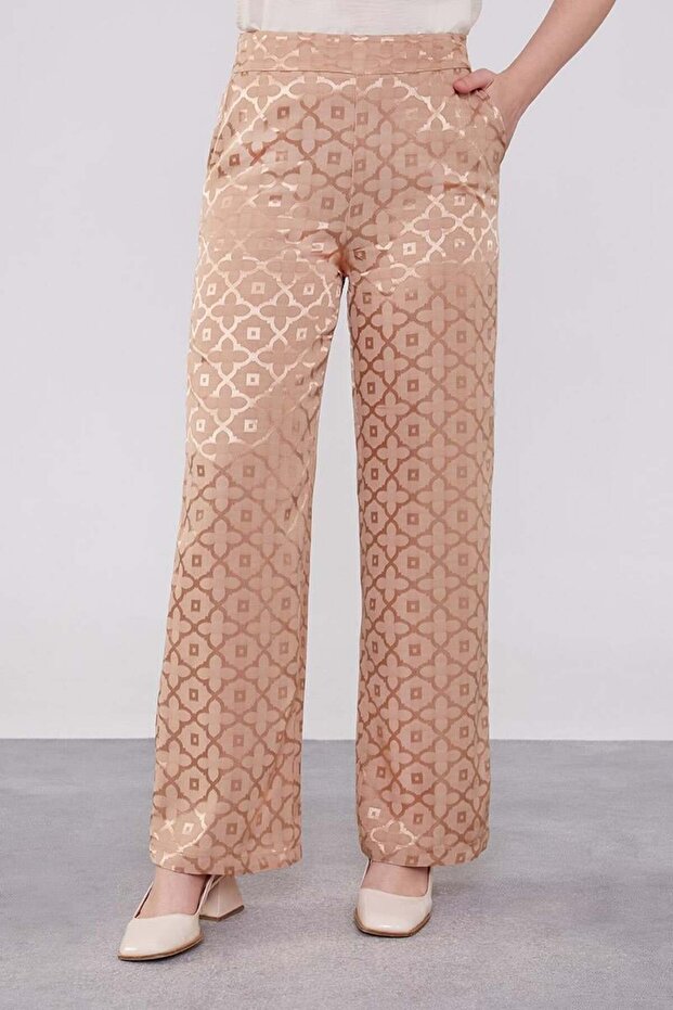 بدلة مزدوجة منقوشة بزهرة الجمل من الجاكار - 6