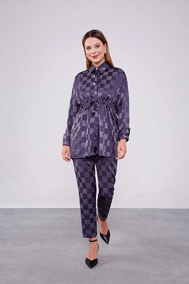 مجموعة مزدوجة منقوشة على شكل رقعة الشطرنج من جاكا أنثراسايت - 1