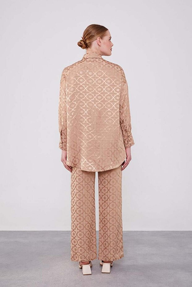 بدلة مزدوجة منقوشة بزهرة الجمل من الجاكار - 7