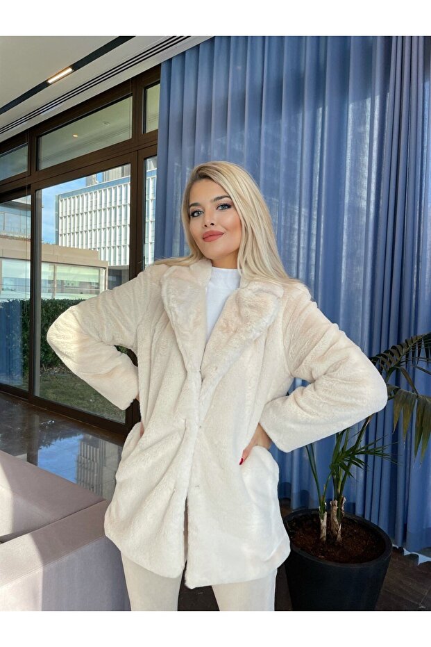 Yakalı Peluş Kaban - 3