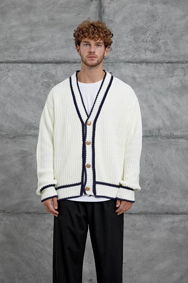 Beyaz Gst Örme Triko Hırka - 1