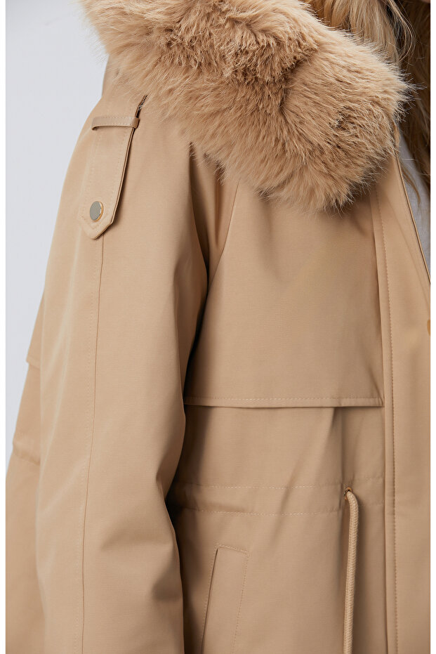 Bej Kapüşon Yakalı Kaban - 6