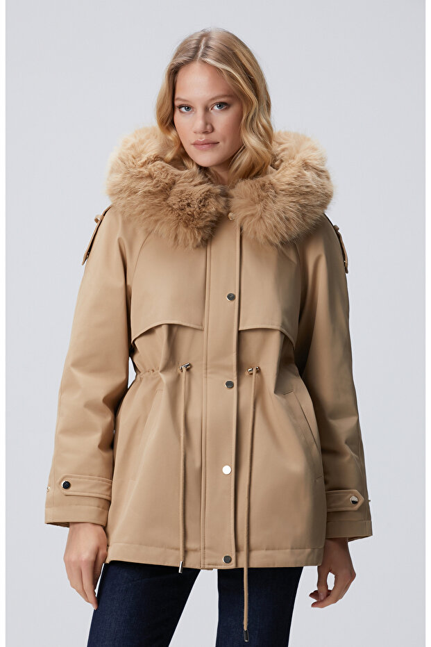 Bej Kapüşon Yakalı Kaban - 4