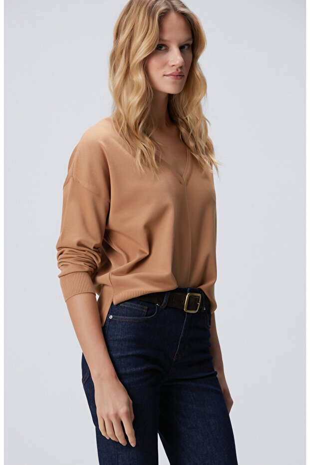 Camel V Yakalı Basic Kazak - 4