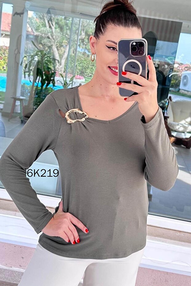 Strawberry Blouse with Shoulder Buckle 6K219