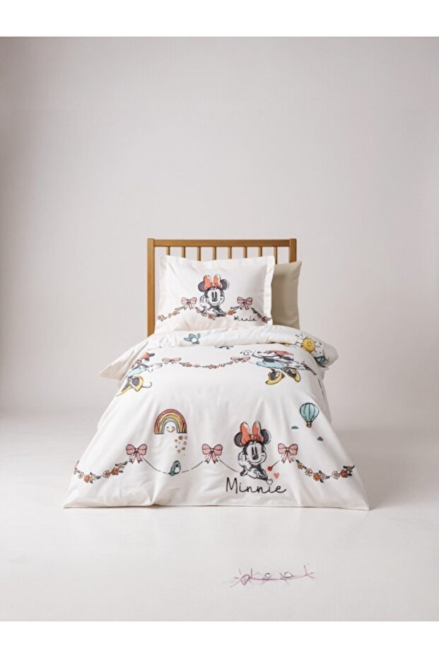Minnie Mouse Bowties Disney Licensed Baby Bedding Set – 100% Cotton