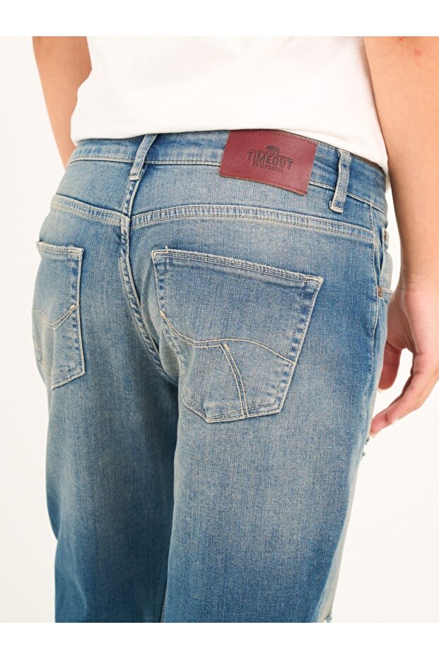 Blugi dama boyfriend cu aspect decolorat - 3