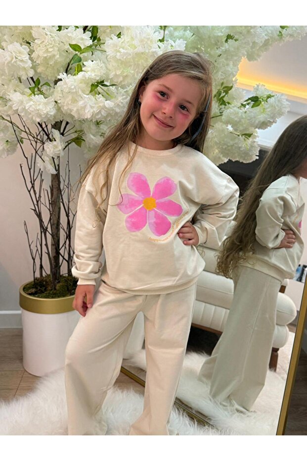 Flower Patterned Girl's Top and Bottom Set