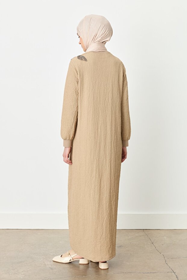 Omzu İşlemeli Örme Elbise Bej - 4