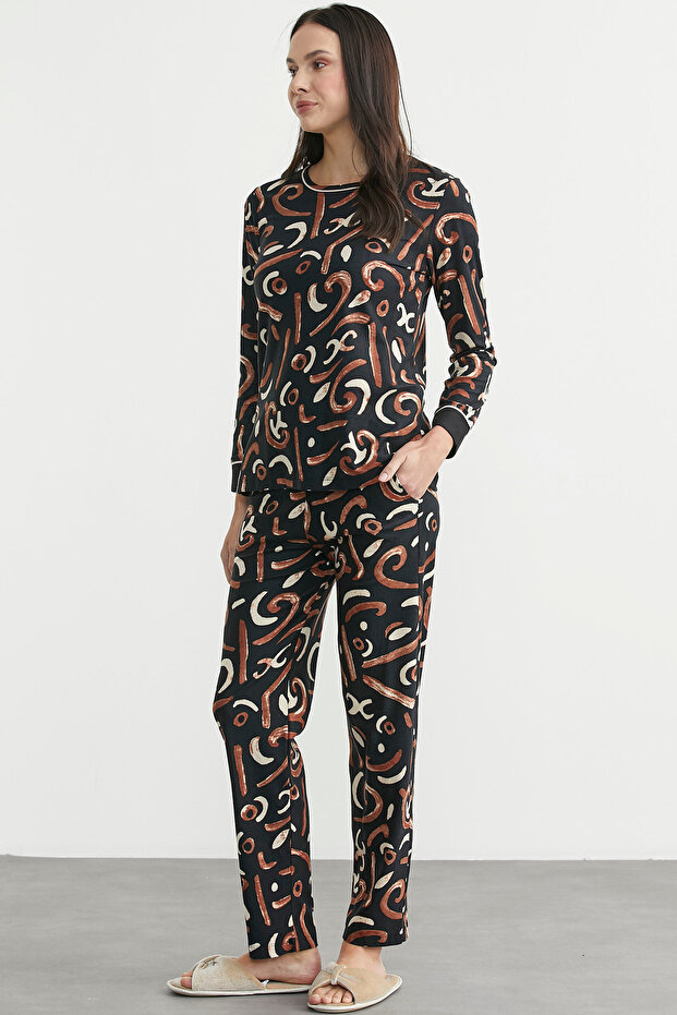 طقم بيجامة منقوشة ذات ملمس ناعم - أسود - 4