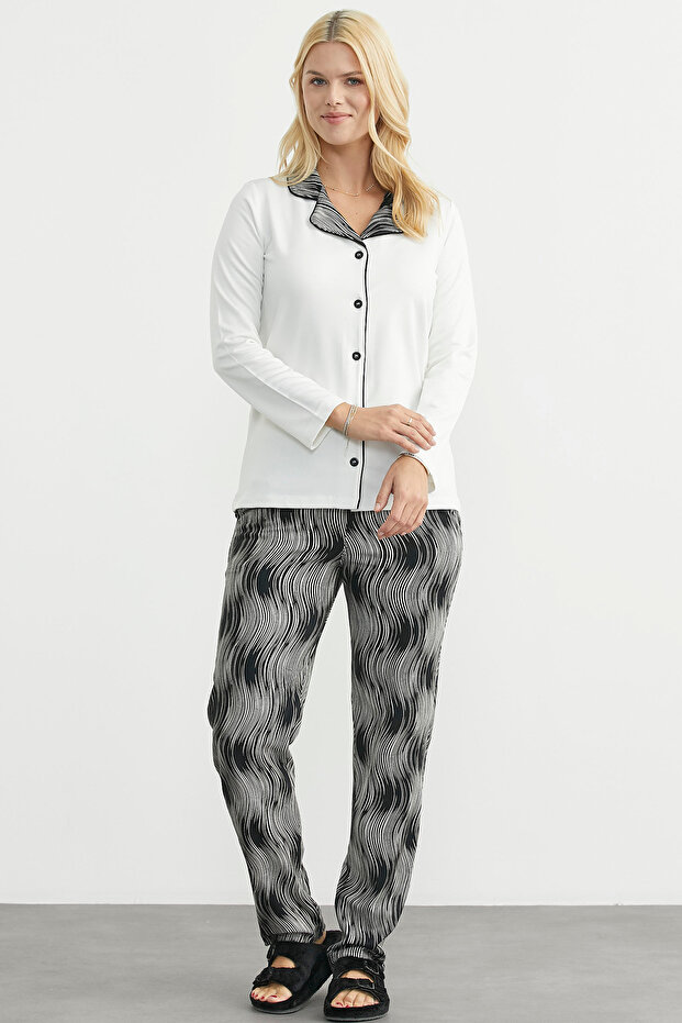 طقم بيجامة بأزرار وتصميم مميز - لون إكرو - 2