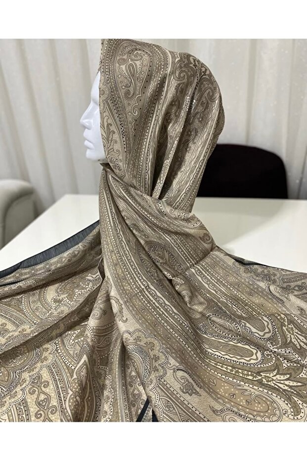 شال منقوش عرقي - 3