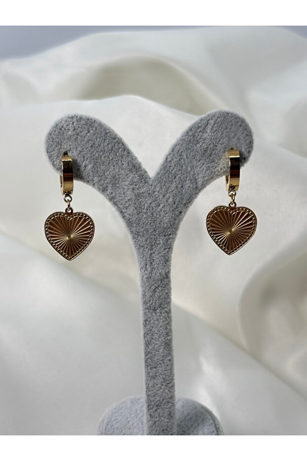 Steel Earring with Dangling Heart Model Gold