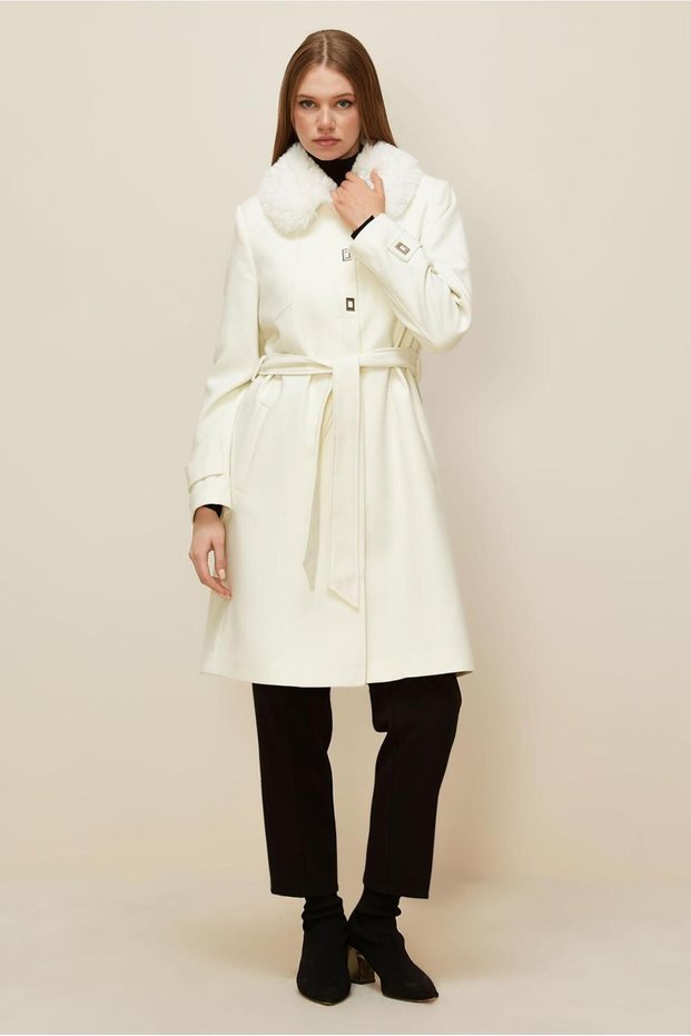 Fur Collar Detail Coat 90604