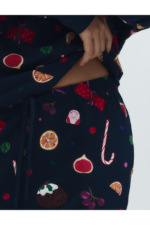 Saf Pamuklu Yılbaşı Desenli Pijama Takımı - 3