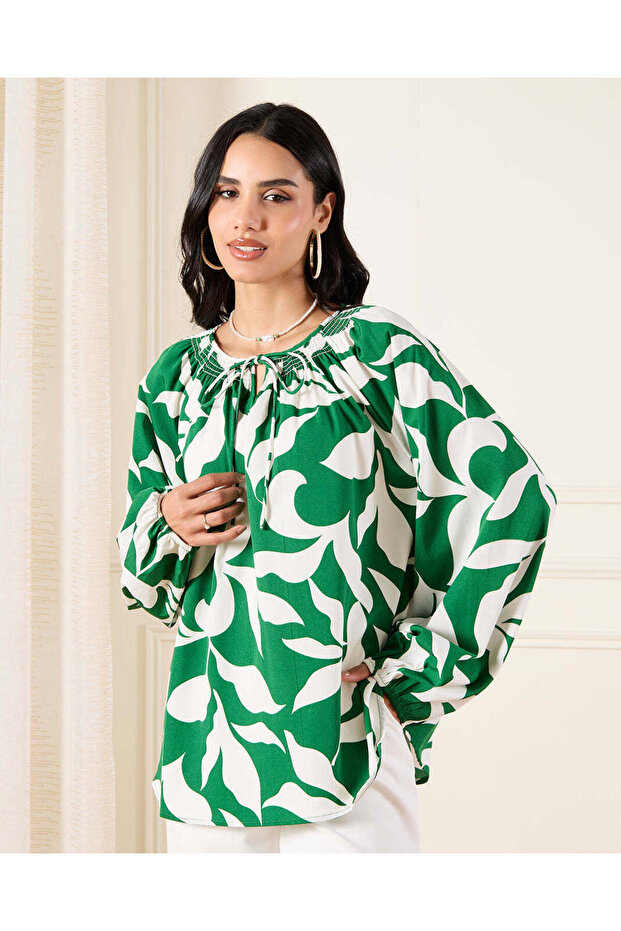 Women Green Printed Volume Sleeve Blouse