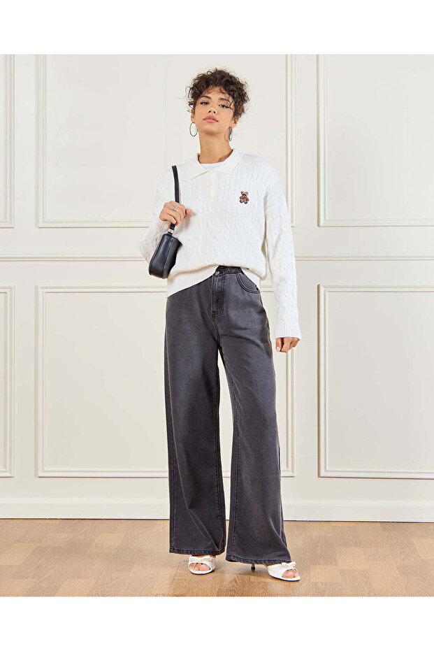 بلوفر نسائي عاجي اللون ذو ياقة - 2