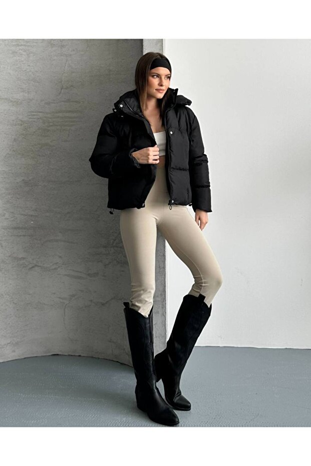 Hooded Puffer Jacket - 7