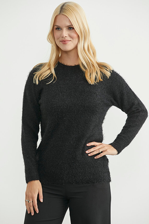 سترة تريكو أساسية برقبة دائرية - أسود - 3