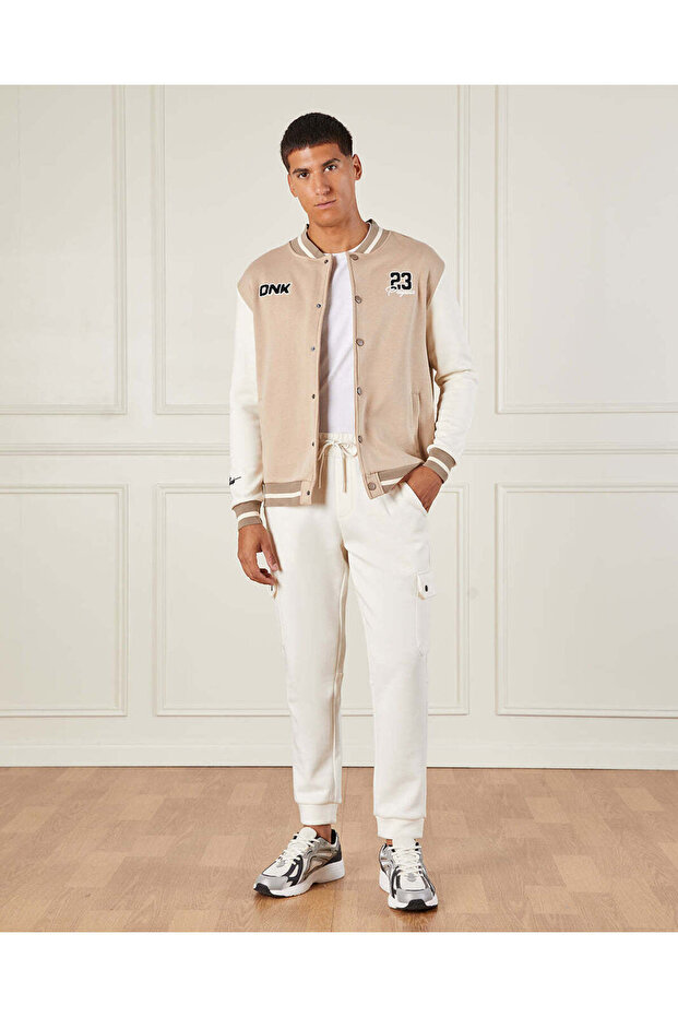جاكيت بومبر رجالي باللون البيج - 2