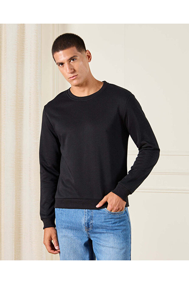 سويت شيرت رجالي أسود سادة - 1