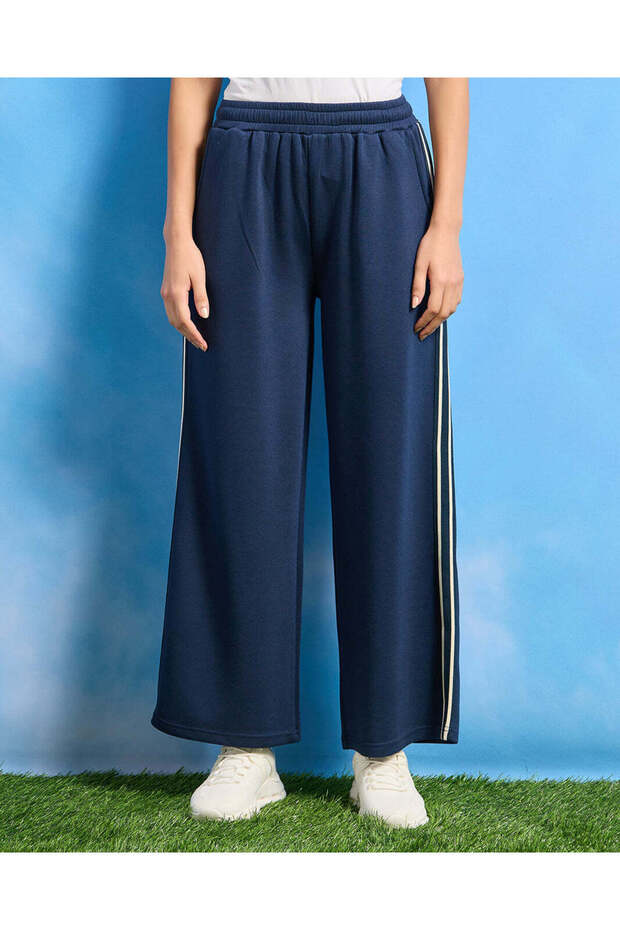 Women Navy Wide Leg Active Pants