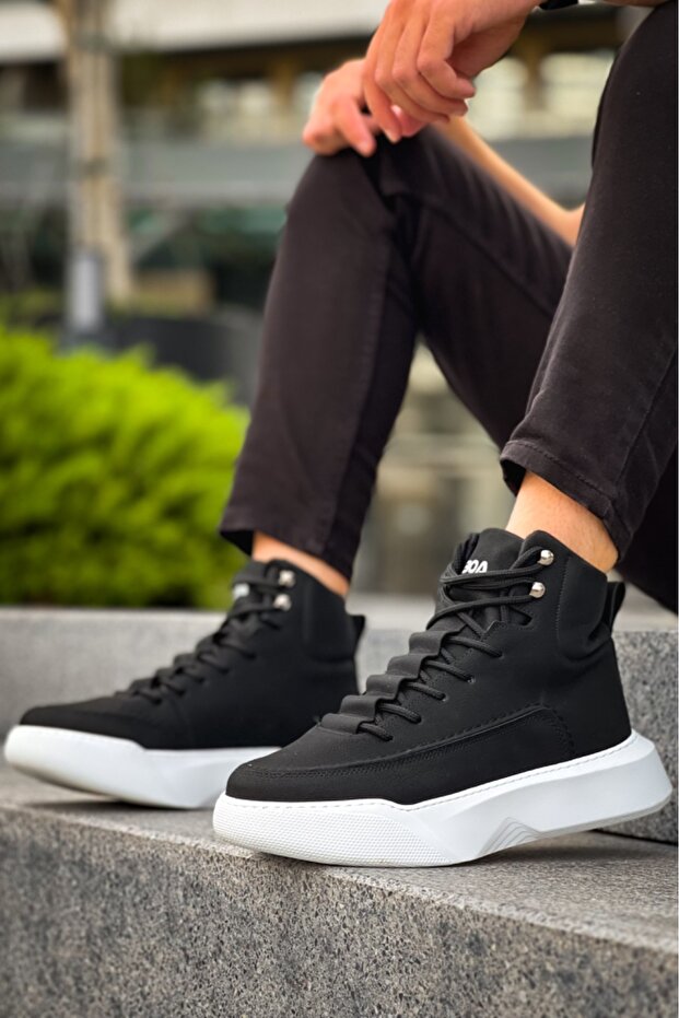Lace-Up Men's Sports Boots Black (White Sole)
